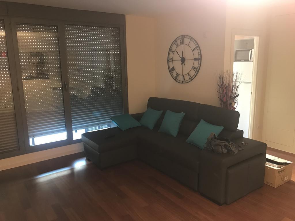 Golf Y Nieve Apartment Sabinanigo Bagian luar foto