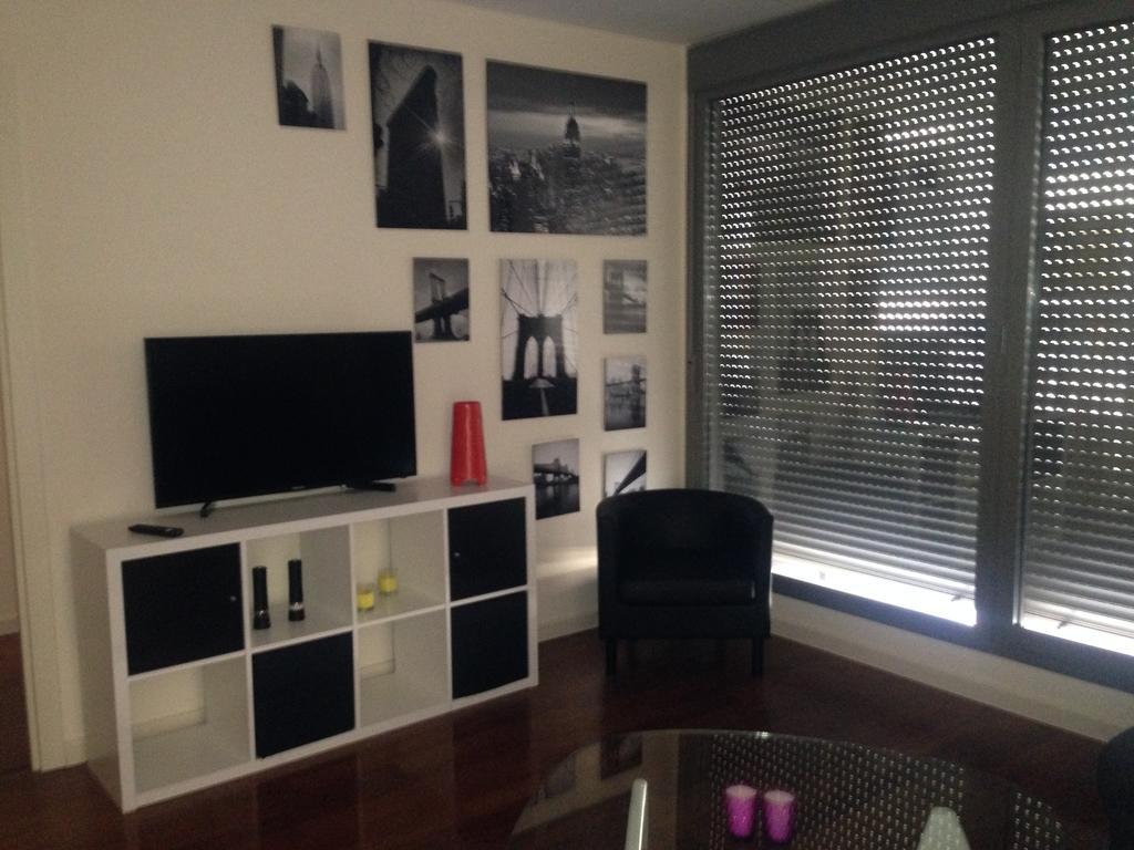 Golf Y Nieve Apartment Sabinanigo Bagian luar foto